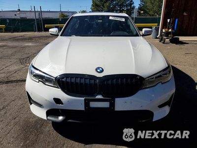 Piąte zdjęcie samochodu w środku: 2019 BMW 330XI VIN:WBA5R7C50KAJ81476 - miniatura