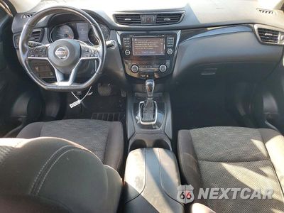 Zdjęcie 8 z 12 samochodu: 2017 NISSAN ROGUE SPORT SV VIN:JN1BJ1CP8HW031612 - miniatura