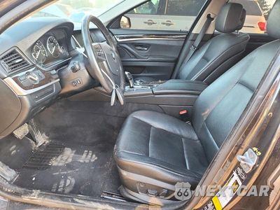 Zdjęcie 7 z 12 samochodu: 2013 BMW 528 XI VIN:WBAXH5C51DD109851 - miniatura
