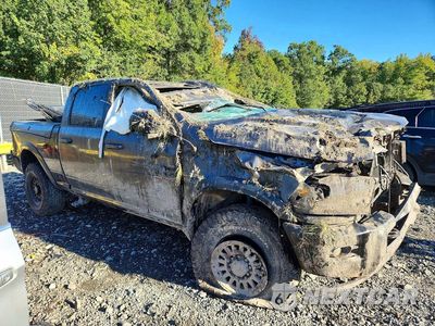 Czwarte zdjęcie samochodu z boku: 2018 RAM 2500 POWERWAGON VIN:3C6TR5EJ6JG316962 - miniatura