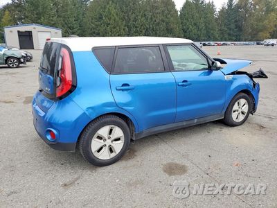 Trzecie zdjęcie samochodu z tyłu: 2016 KIA SOUL EV BASE VIN:KNDJP3AE0G7016132 - miniatura