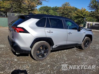 Trzecie zdjęcie samochodu z tyłu: 2020 TOYOTA RAV4 XSE VIN:2T3EWRFV9LW088767 - miniatura