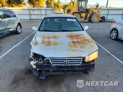 Piąte zdjęcie samochodu w środku: 2000 TOYOTA CAMRY CE VIN:4T1BG22K4YU708377 - miniatura