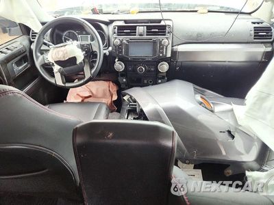 Zdjęcie 8 z 13 samochodu: 2019 TOYOTA 4RUNNER TRD OFF-ROAD PREMIUM VIN:JTEBU5JR5K5699022 - miniatura