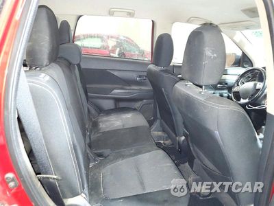 Zdjęcie 11 z 14 samochodu: 2017 MITSUBISHI OUTLANDER ES VIN:JA4AZ2A38HZ055912 - miniatura