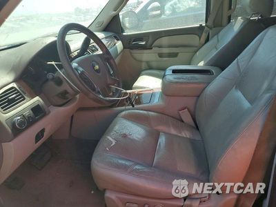 Zdjęcie 7 z 14 samochodu: 2012 CHEVROLET TAHOE C1500 LTZ VIN:1GNSCCE09CR164199 - miniatura