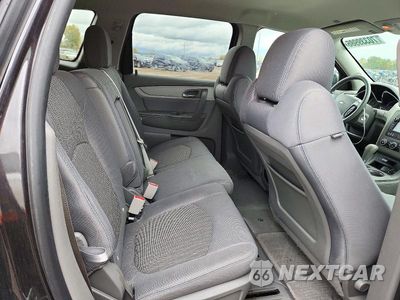 Zdjęcie 11 z 13 samochodu: 2017 CHEVROLET TRAVERSE LS VIN:1GNKRFKD9HJ197281 - miniatura