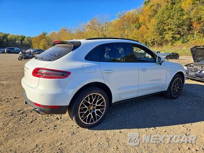 Trzecie zdjęcie samochodu z tyłu: 2016 PORSCHE MACAN S VIN:WP1AB2A50GLB54767 - miniatura
