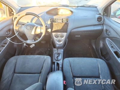 Zdjęcie 8 z 12 samochodu: 2012 TOYOTA YARIS FLEET VIN:JTDBT4K33CL023922 - miniatura