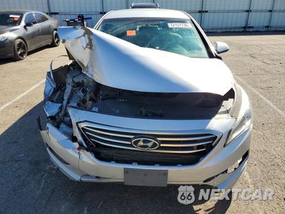 Piąte zdjęcie samochodu w środku: 2015 HYUNDAI SONATA SE VIN:5NPE24AF9FH018597 - miniatura