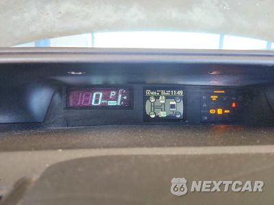Zdjęcie 9 z 12 samochodu: 2014 TOYOTA PRIUS C ONE VIN:JTDKDTB3XE1072332 - miniatura