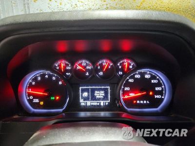 Zdjęcie 9 z 12 samochodu: 2019 CHEVROLET SILVERADO K1500 TRAIL BOSS CUSTOM VIN:1GCPYCEF1KZ427921 - miniatura