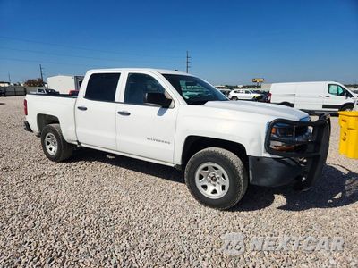 Czwarte zdjęcie samochodu z boku: 2018 CHEVROLET SILVERADO K1500 VIN:3GCUKNEC1JG476461 - miniatura