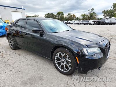 Czwarte zdjęcie samochodu z boku: 2015 CHRYSLER 300 S VIN:2C3CCAGG3FH756895 - miniatura