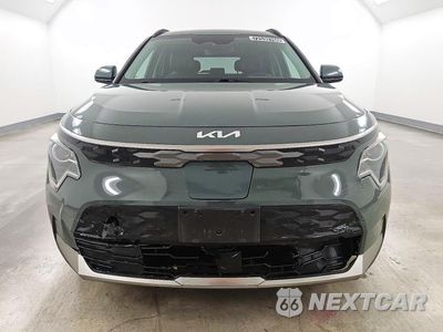 Piąte zdjęcie samochodu w środku: 2023 KIA NIRO WIND VIN:KNDCR3L16P5022610 - miniatura