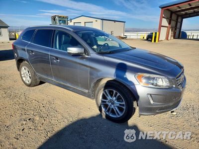 Czwarte zdjęcie samochodu z boku: 2016 VOLVO XC60 T5 PLATINUM VIN:YV4612RM3G2821050 - miniatura
