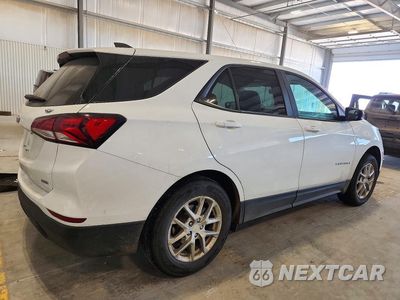 Trzecie zdjęcie samochodu z tyłu: 2022 CHEVROLET EQUINOX LS VIN:3GNAXSEV9NS101013 - miniatura