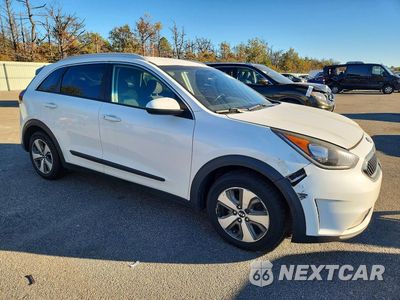 Czwarte zdjęcie samochodu z boku: 2018 KIA NIRO LX VIN:KNDCB3LC2J5203202 - miniatura