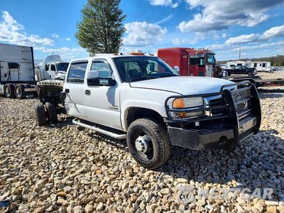 Czwarte zdjęcie samochodu z boku: 2004 GMC NEW SIERRA K3500 VIN:1GTJK33214F248175 - miniatura