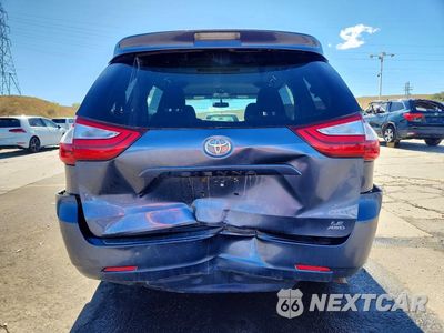 Zdjęcie 6 z 13 samochodu: 2017 TOYOTA SIENNA LE VIN:5TDJZ3DCXHS177194 - miniatura