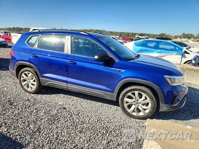 Czwarte zdjęcie samochodu z boku: 2023 VOLKSWAGEN TAOS S VIN:3VVAX7B23PM301426 - miniatura