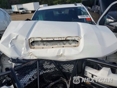 Zdjęcie 11 z 12 samochodu: 2021 CHEVROLET SILVERADO K2500 CUSTOM VIN:1GC4YME77MF281997 - miniatura