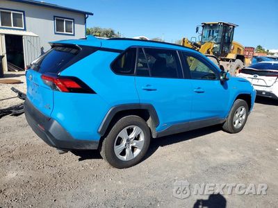 Trzecie zdjęcie samochodu z tyłu: 2021 TOYOTA RAV4 LE VIN:JTMM6RFV1MD036060 - miniatura
