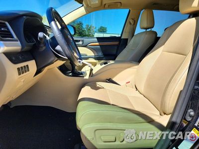 Zdjęcie 7 z 12 samochodu: 2017 TOYOTA HIGHLANDER HYBRID LIMITED VIN:5TDDGRFH3HS033131 - miniatura