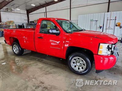 Czwarte zdjęcie samochodu z boku: 2010 CHEVROLET SILVERADO C1500 VIN:1GCPCPEX4AZ165549 - miniatura