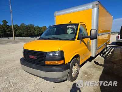 2022 GMC SAVANA BOX TRUCK 7GZ37TC79NN003981 - główne zdjęcie licytacji z USA - miniatura
