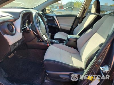 Zdjęcie 7 z 14 samochodu: 2017 TOYOTA RAV4 XLE VIN:JTMWFREV1HD097070 - miniatura