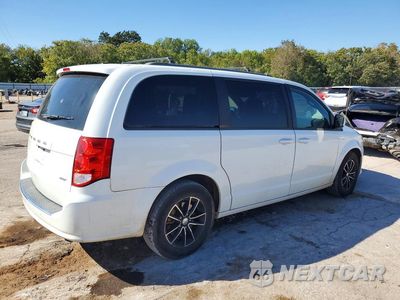 Trzecie zdjęcie samochodu z tyłu: 2018 DODGE GRAND CARAVAN GT VIN:2C4RDGEG3JR147429 - miniatura