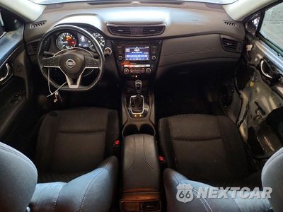 Zdjęcie 8 z 13 samochodu: 2018 NISSAN ROGUE SV VIN:KNMAT2MV9JP545491 - miniatura