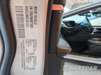 Zdjęcie 13 z 13 samochodu: 2024 JEEP GRAND CHEROKEE LIMITED 4XE VIN:1C4RJYB6XRC719224 - miniatura