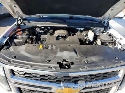 Zdjęcie 12 z 13 samochodu: 2018 CHEVROLET SUBURBAN K1500 LS VIN:1GNSKGKC2JR402691 - miniatura