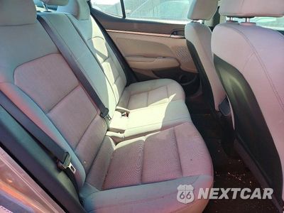 Zdjęcie 10 z 12 samochodu: 2017 HYUNDAI ELANTRA SE VIN:KMHD74LF7HU113383 - miniatura