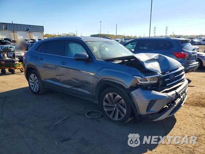 Czwarte zdjęcie samochodu z boku: 2020 VOLKSWAGEN ATLAS CROSS SPORT SE VIN:1V21E2CA5LC216742 - miniatura