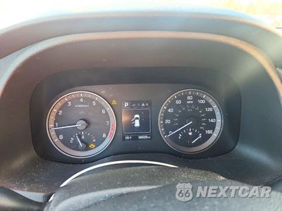 Zdjęcie 9 z 14 samochodu: 2018 HYUNDAI TUCSON SEL VIN:KM8J3CA47JU733036 - miniatura
