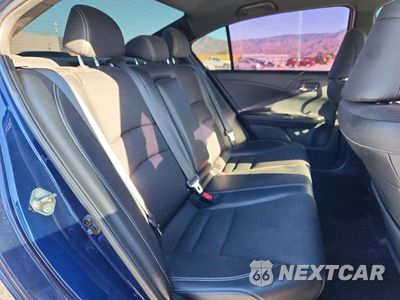 Zdjęcie 10 z 13 samochodu: 2017 HONDA ACCORD SPORT VIN:1HGCR2F52HA172197 - miniatura