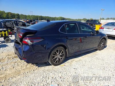 Trzecie zdjęcie samochodu z tyłu: 2021 TOYOTA CAMRY SE VIN:4T1G11AK7MU545009 - miniatura