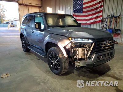 Czwarte zdjęcie samochodu z boku: 2024 LEXUS GX 550 PREMIUM+ VIN:JTJTBCDX5R5033671 - miniatura