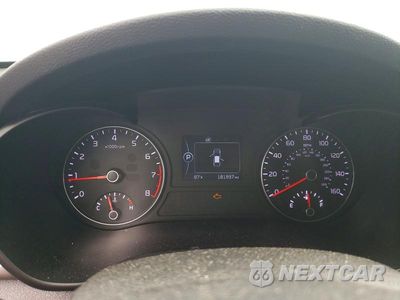 Zdjęcie 9 z 12 samochodu: 2016 KIA OPTIMA LX VIN:5XXGT4L30GG093355 - miniatura