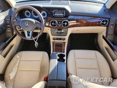 Zdjęcie 8 z 13 samochodu: 2013 MERCEDES-BENZ GLK 250 BLUETEC VIN:WDCGG0EB4DG115812 - miniatura