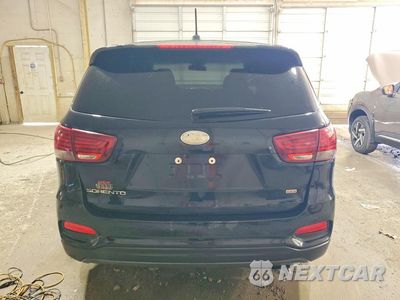 Zdjęcie 6 z 13 samochodu: 2019 KIA SORENTO L VIN:5XYPG4A36KG561391 - miniatura