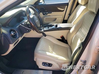 Zdjęcie 7 z 13 samochodu: 2019 JAGUAR XJL SUPERCHARGED VIN:SAJWA2GE8KMW19141 - miniatura