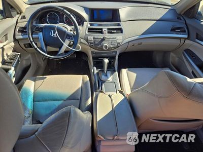 Zdjęcie 8 z 12 samochodu: 2009 HONDA ACCORD EXL VIN:1HGCP36839A029024 - miniatura