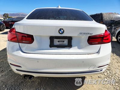 Zdjęcie 6 z 12 samochodu: 2018 BMW 330E VIN:WBA8E1C55JA167612 - miniatura