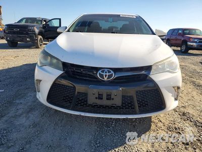Piąte zdjęcie samochodu w środku: 2015 TOYOTA CAMRY SE VIN:4T1BF1FKXFU111318 - miniatura