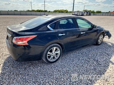 Trzecie zdjęcie samochodu z tyłu: 2015 NISSAN ALTIMA 2.5 SL VIN:1N4AL3AP2FN311214 - miniatura