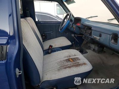 Zdjęcie 10 z 12 samochodu: 1983 TOYOTA PICKUP RN48 VIN:JT4RN48D5D0066010 - miniatura